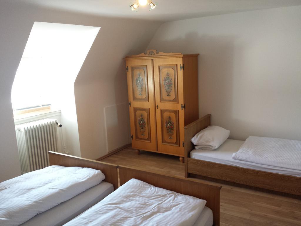 Hotel Dorfschenke Pirmasens Δωμάτιο φωτογραφία