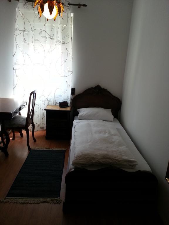 Hotel Dorfschenke Pirmasens Δωμάτιο φωτογραφία